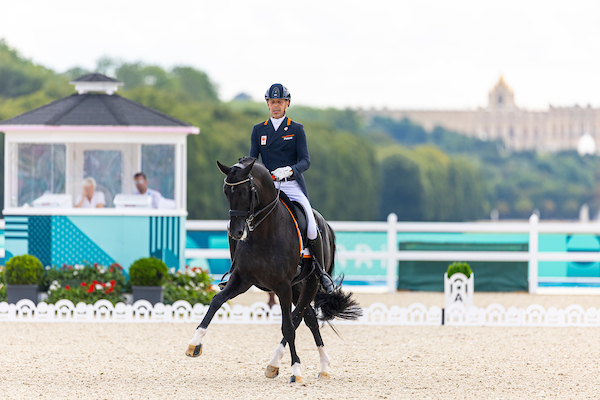 Hans Peter Minderhoud tweede en derde in Al Shaqab, Doha