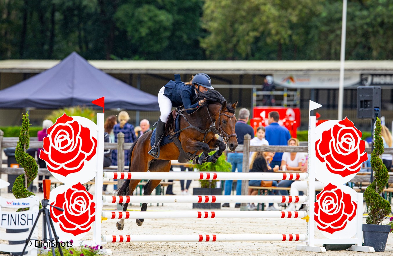 Eventing ponykampioenen gehuldigd in Barchem