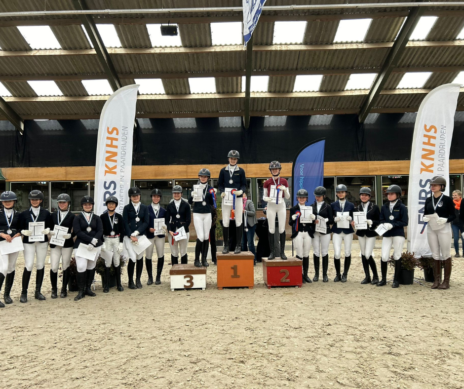 Spanning en plezier tijdens regiofinales Harry’s Horse Zitcompetitie